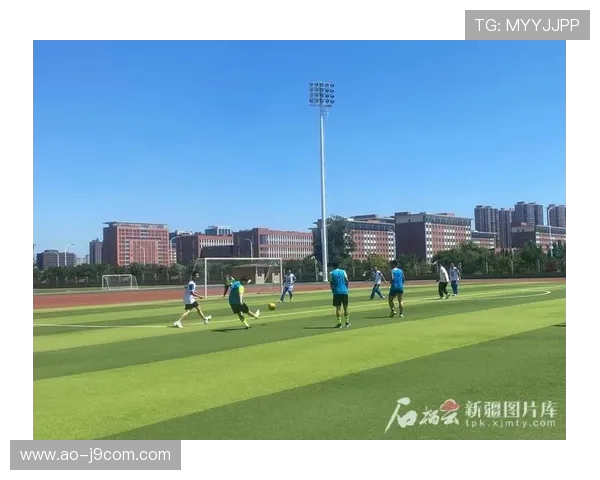 聚焦俱乐部视频足球展现绿茵激情与团队精神的全新视觉盛宴